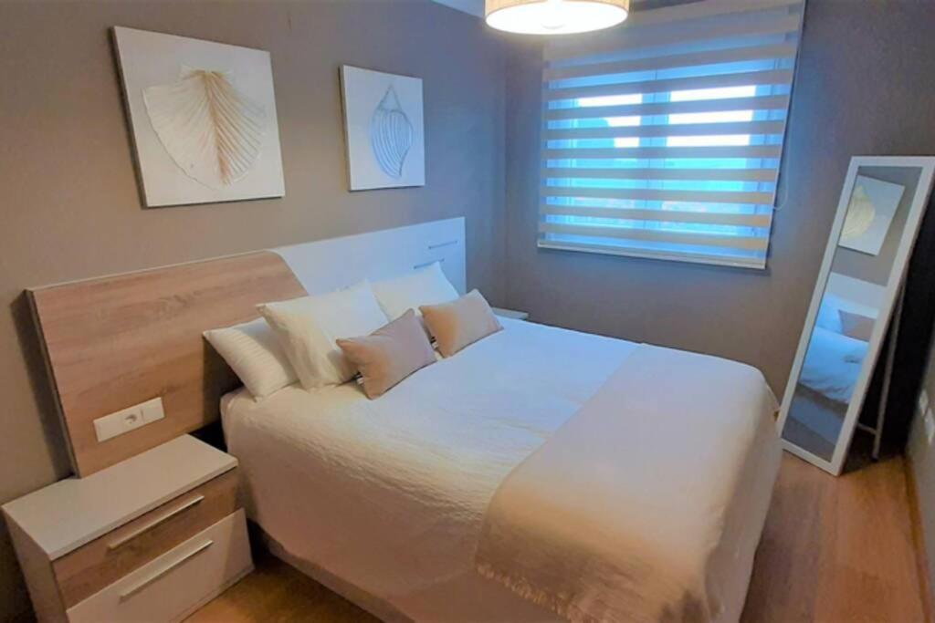Ferienwohnung Apartamento Playa Foz Con Piscina Y Parking 010 Exterior foto