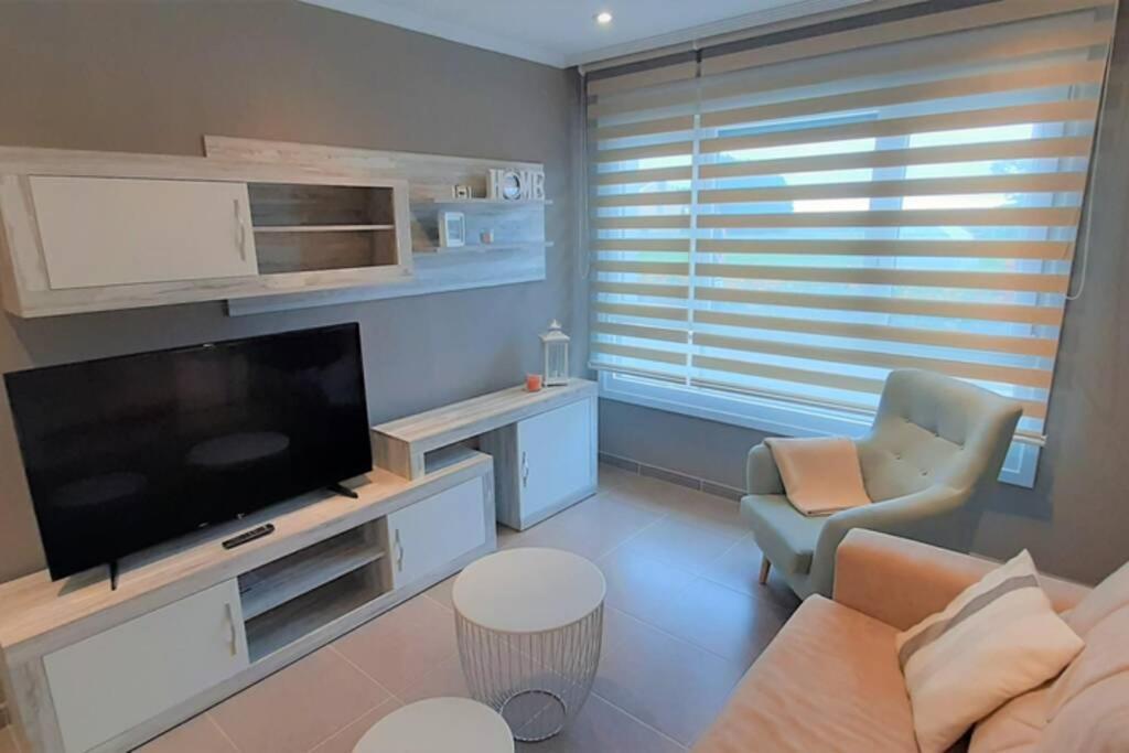 Ferienwohnung Apartamento Playa Foz Con Piscina Y Parking 010 Exterior foto